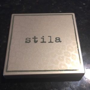 Stila Perfect me Hue eye& cheek pallet TAN/DEEP color